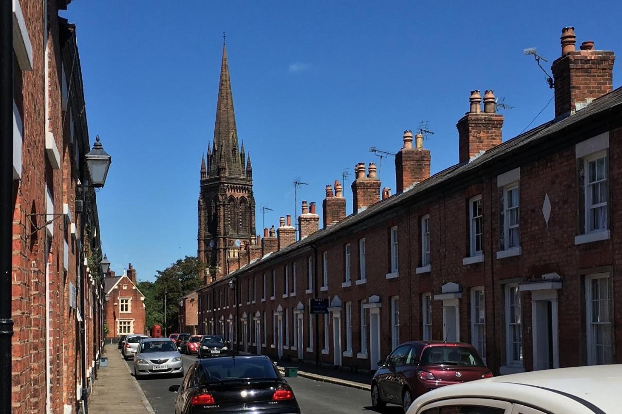 Charming Victorian Cottage Steps From Historic Chester - Free Parking Kültér fotó
