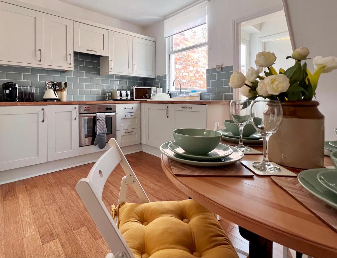 Charming Victorian Cottage Steps From Historic Chester - Free Parking Kültér fotó