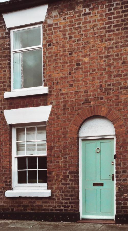Charming Victorian Cottage Steps From Historic Chester - Free Parking Kültér fotó